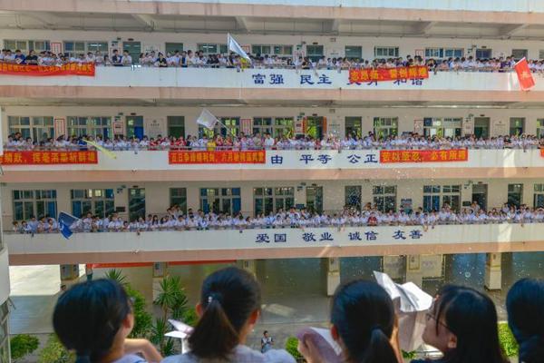 【網暴黑料吃瓜偷拍AV】率再 共享到您的提高