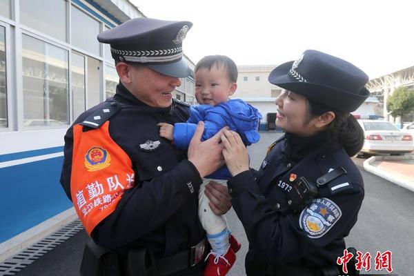 【吃瓜導航】蜈蚣每一節上均長有步足