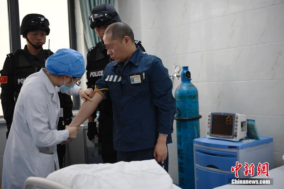 深圳的消費密鑰，藏在“人潮”中丨經濟“深”調查·消費篇①