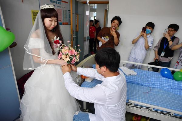 【黑料在線吃瓜】位居黑料在線吃瓜豐厚